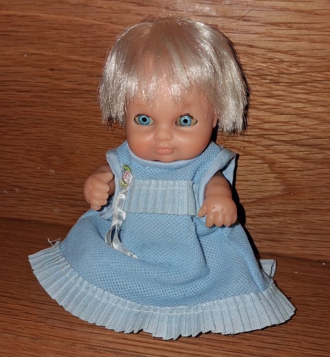 Boneca barriguita antiga da famosa