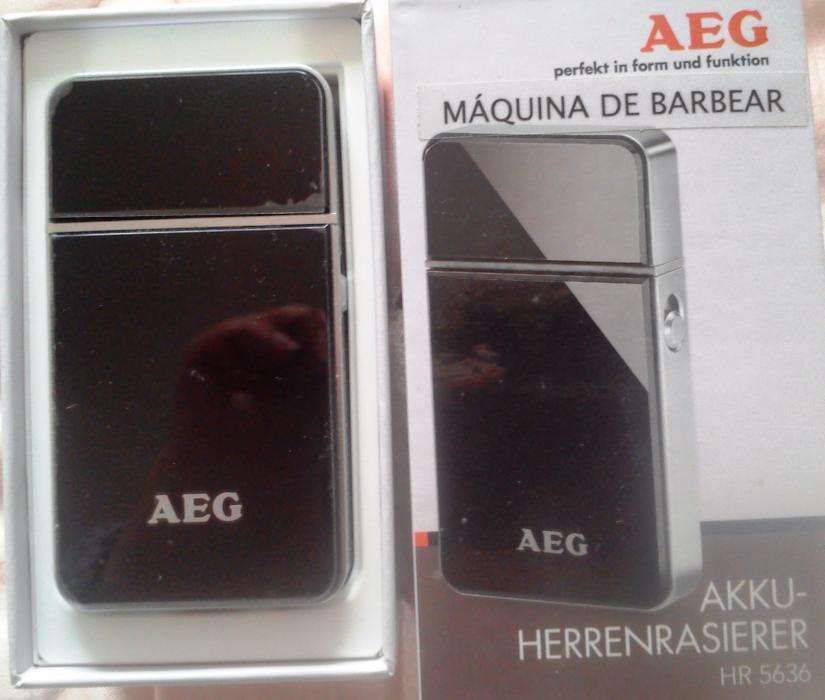 Máquina de Barbear AEG
