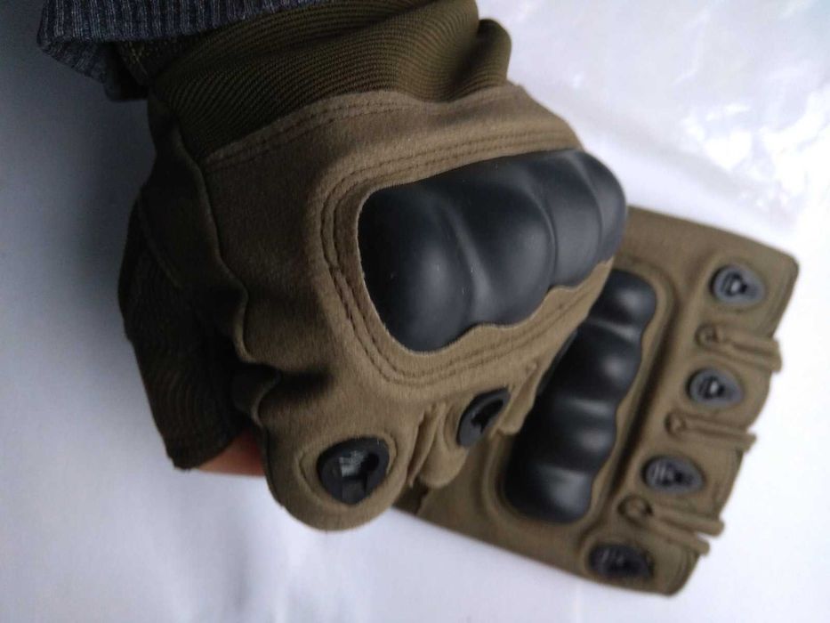 Рукавиці тактичні на пів пальця