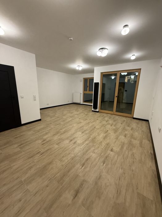 Do wynajęcia lokal – Rondo Daszyńskiego | Gotowy do wejścia ul. Prosta