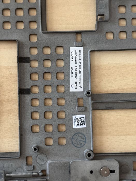 Obudowa Dell Precision 7720 P29E