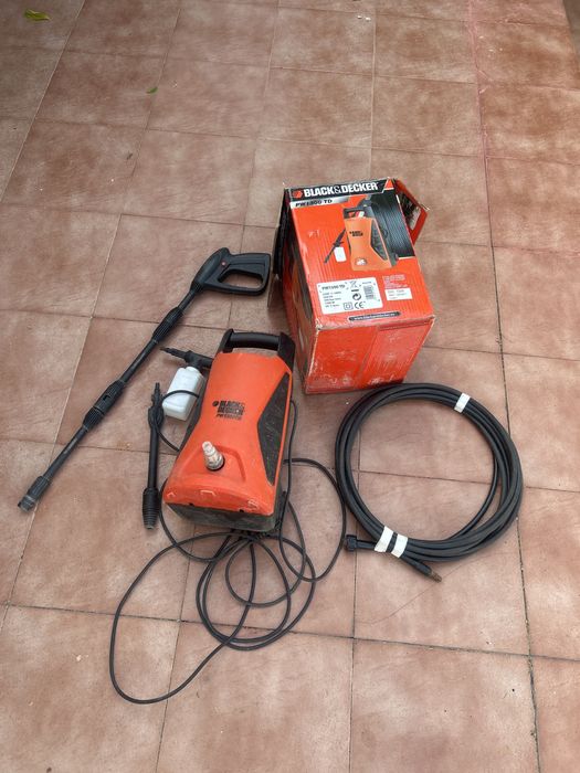 Maquina de pressao black & decker e acessorios