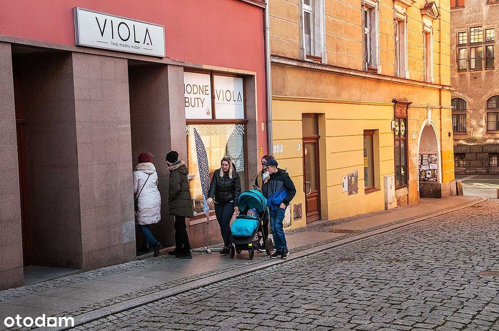 Lokal w ścisłym centrum. Jawor, Rynek.