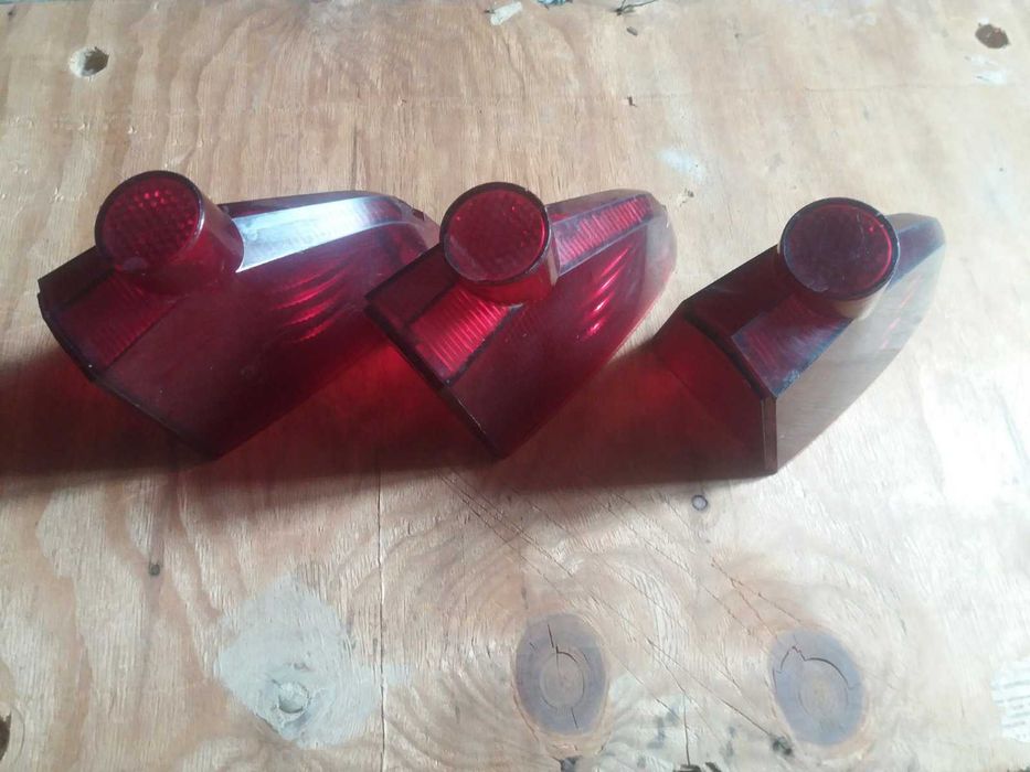 ГАЗ - 21 задній ліхтар