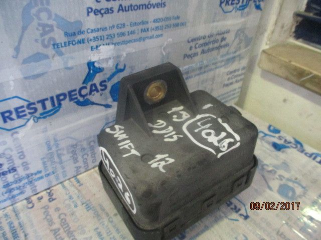 Botão / interruptor electromecânico / relé SUZUKI Swift IV (FZ, NZ)