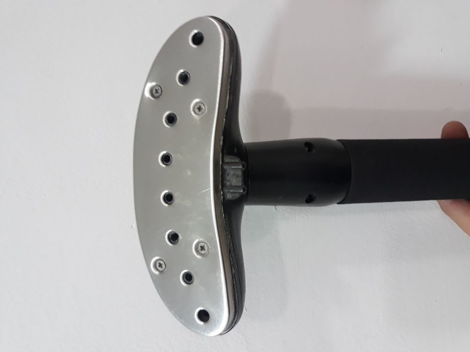 Prasowalnica parownica w pionie 1500W