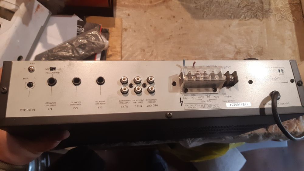 TOA A-2060 - трансляционный микширующий усилитель