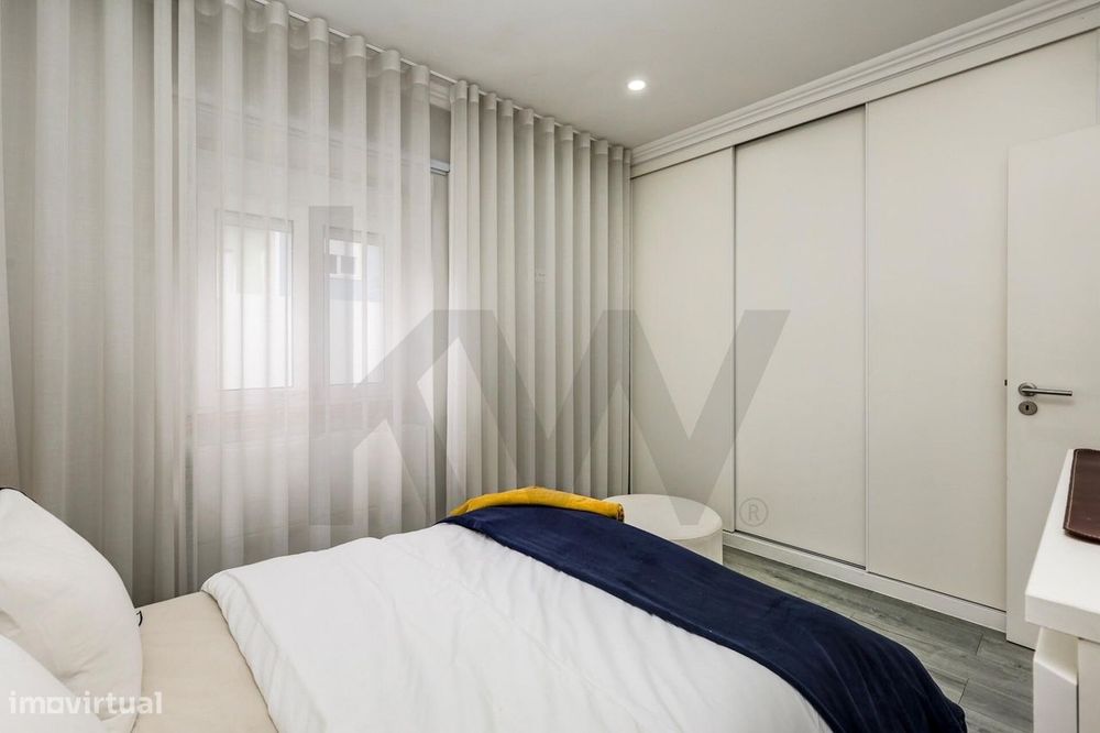 T2 Renovado na Amadora — Junto à Estação