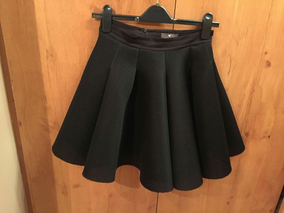 Spodnica Nikonorov,nowa