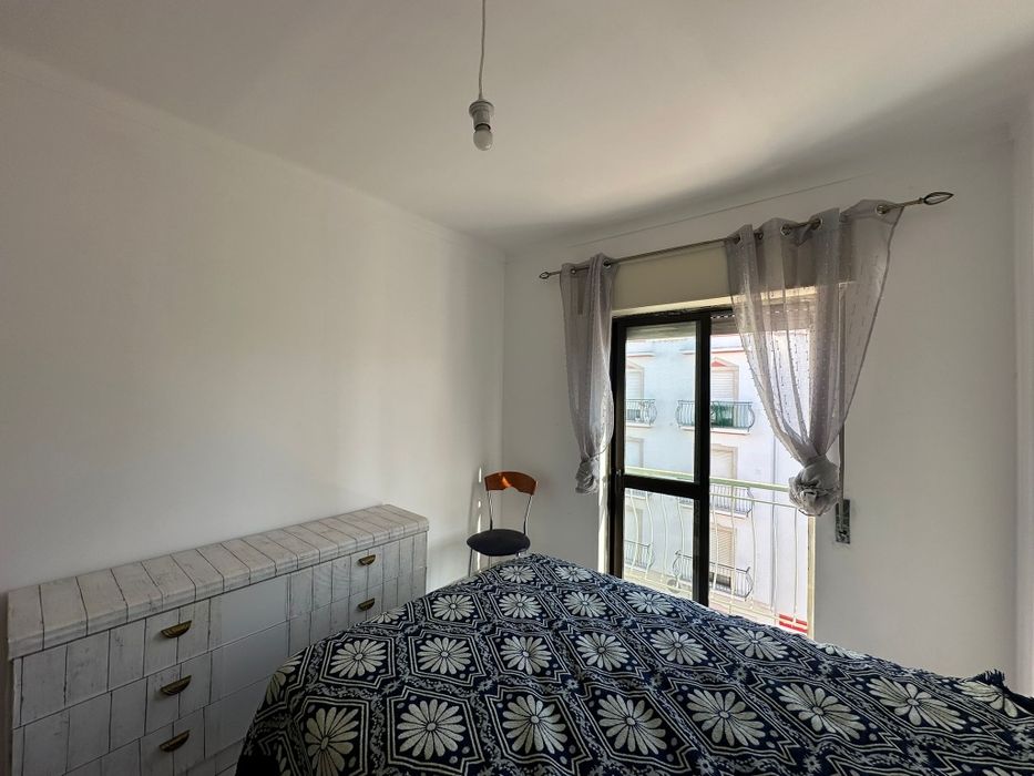 Apartamento T3 com grandes áreas