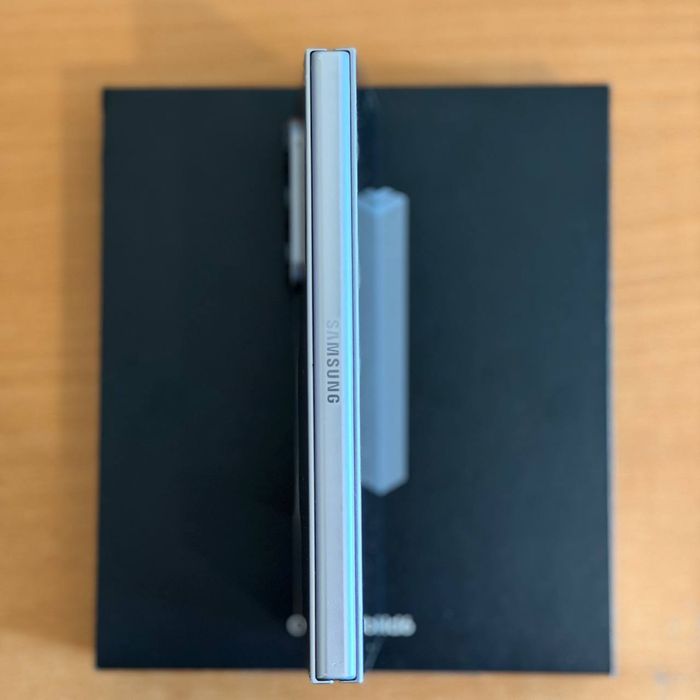 Samsung galaxy Z Fold 6. Официал.