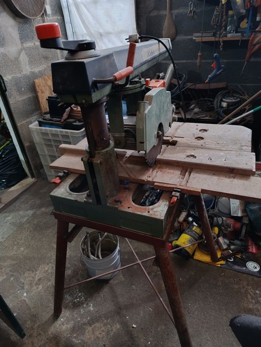 Radial cortar madeira