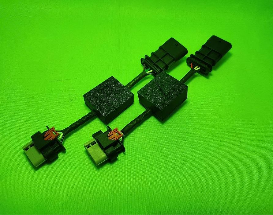 тesla  3  .Y  перехідник стопів )жовтий поворот,