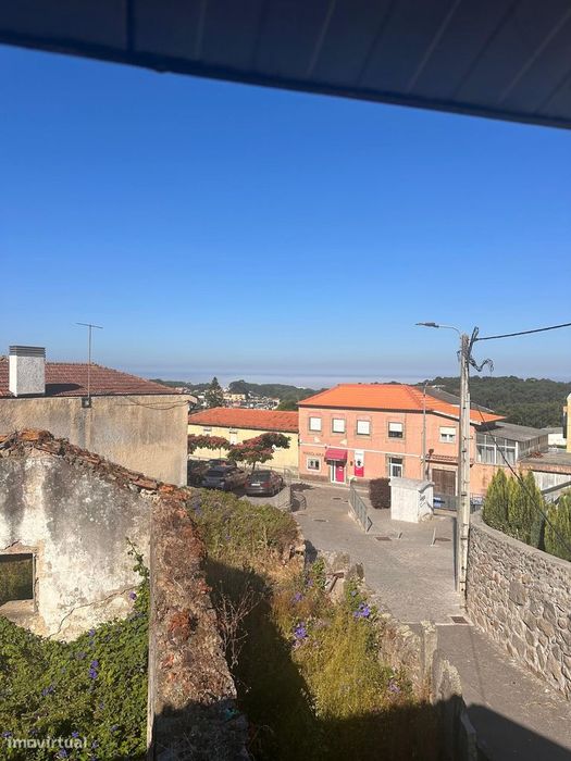 Moradia em Ruina com Projeto Aprovado | Madalena - Centro | Vista Mar