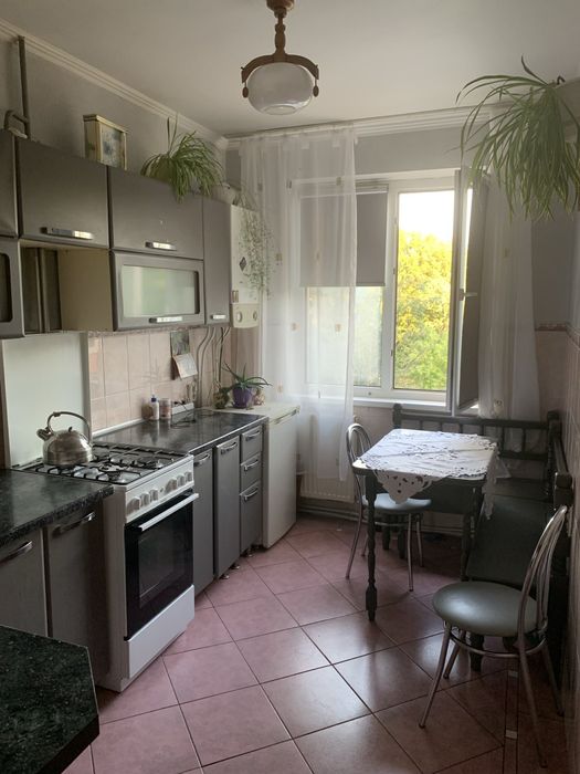 Продається 3 кімнатна квартира