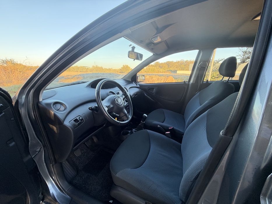 Toyota Yaris 1.0 VVT-i - 165.000Km - Garantia
