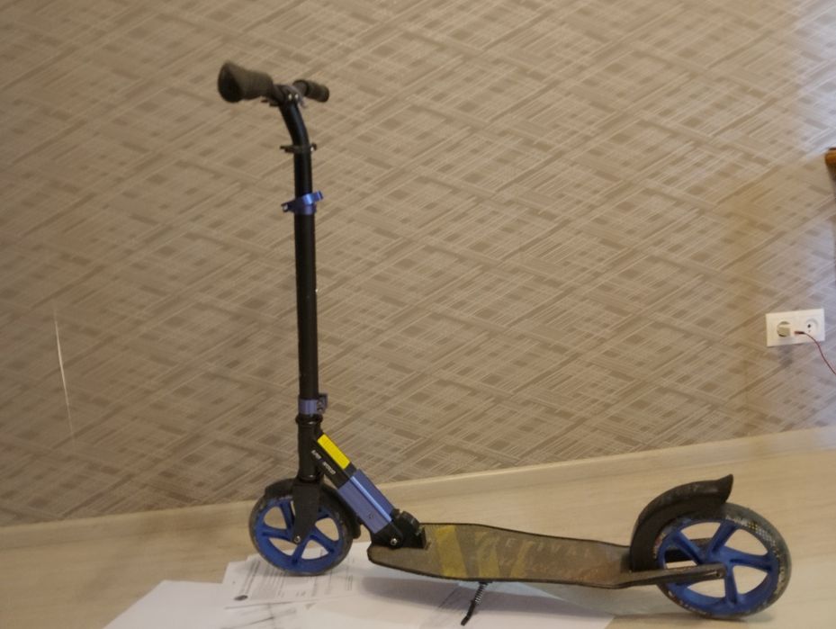 Продам самокат для катания