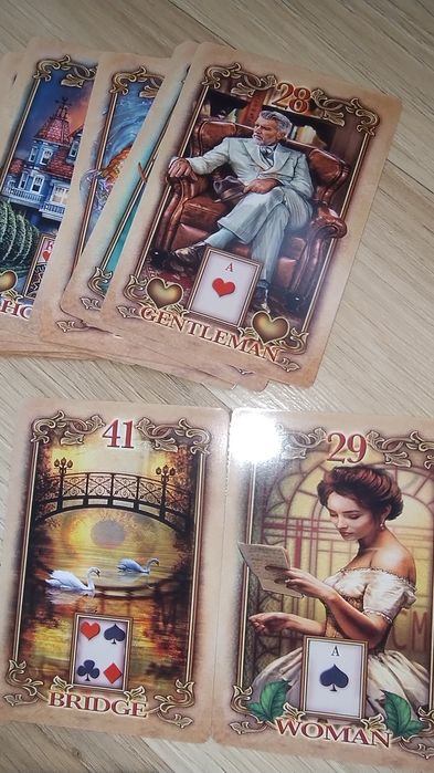 Revendedora de Tarots & Oráculos – Vários Baralhos Novos – 13,50€ c/ p