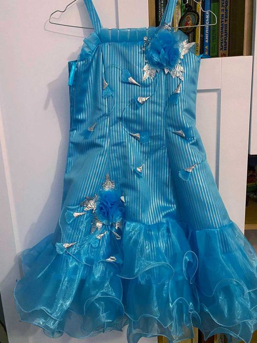 Шикарное Платье праздничное бальное выпускное (новогоднее)  9-14 лет.