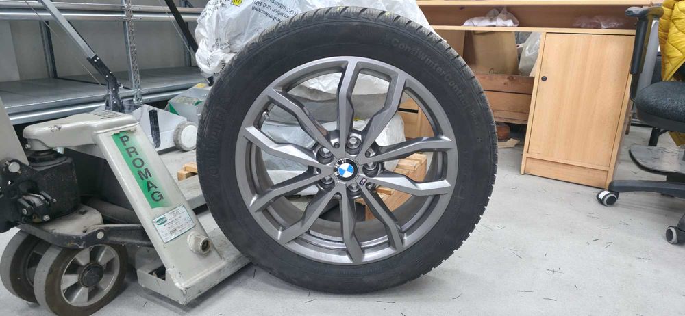 FELGI ALUMINIOWE  Z OPONAMI Zimowymi  205/55 R18 96H Continental