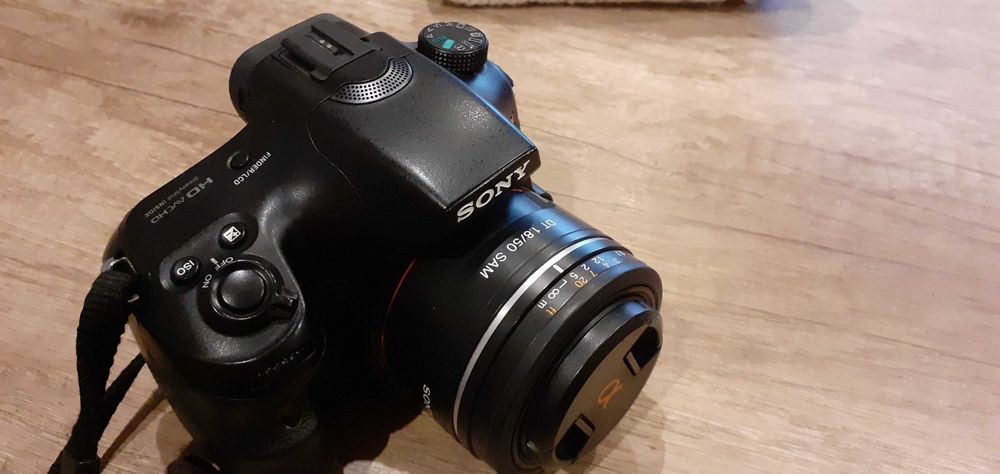 Lustrzanka Sony Alpha 65v