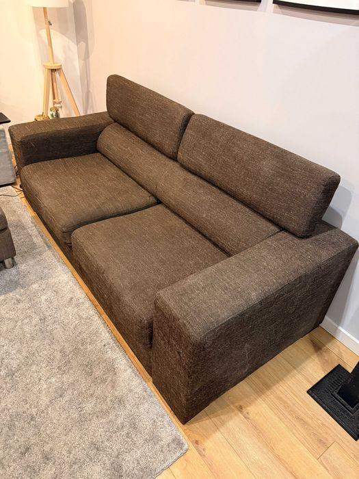 Sofá em tecido 3 lugares com banqueta