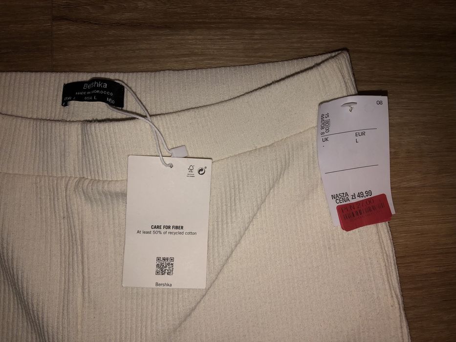 Legginsy z szeroką nogawką Bershka
