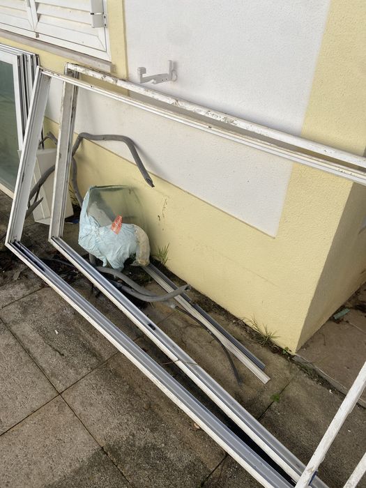 Janelas com vidro duplo de 1m de altura x1,90 (largura)