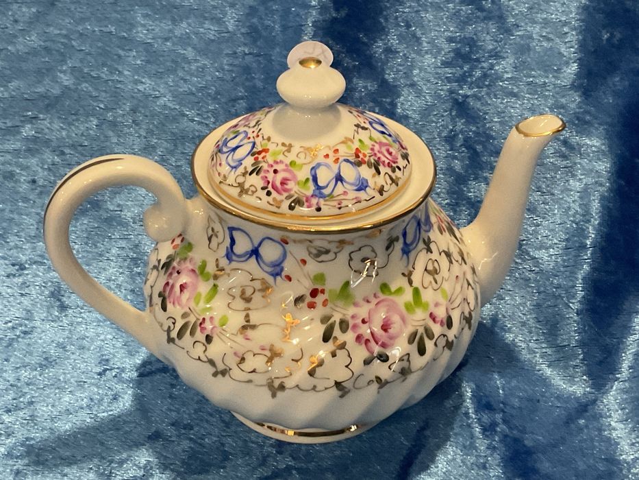 Pote chá porcelana vista alegre anúncios abaixo