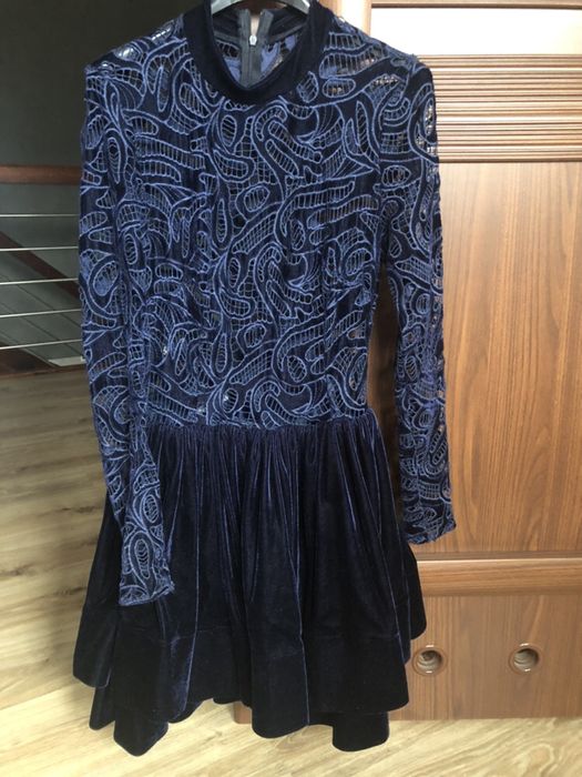 Sukienka LOU. Jak NOWA!!!