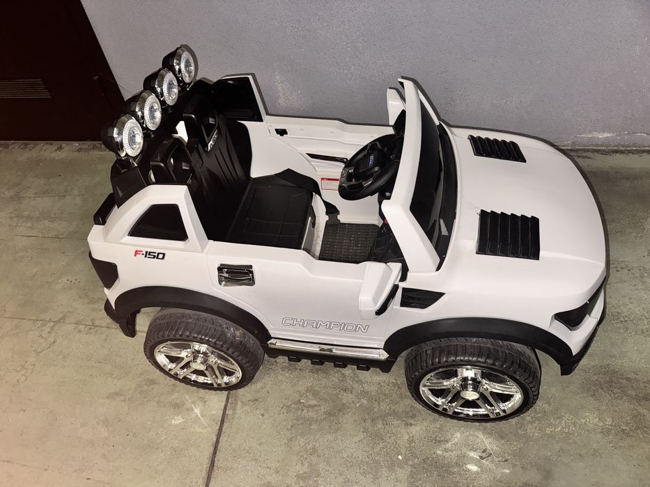 Детский автомобиль Ford long F150