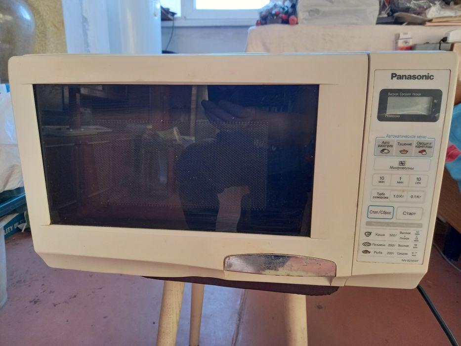 Мікрохвильова піч"Panasonic"