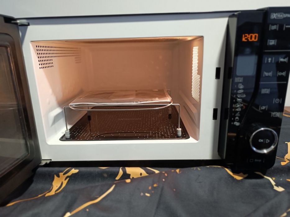 Microondas Hotpoint ARISTON