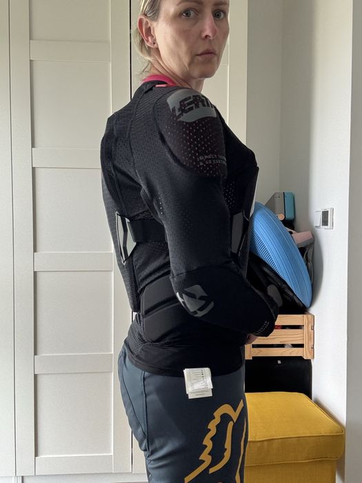 Ochraniacz klatki / zbroja Leatt Body Protector S/M