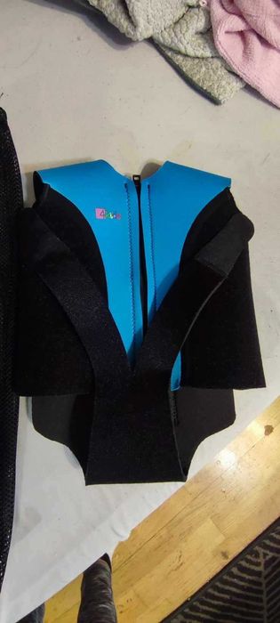 Dziecięca kamizelka kompresyjna MD 144