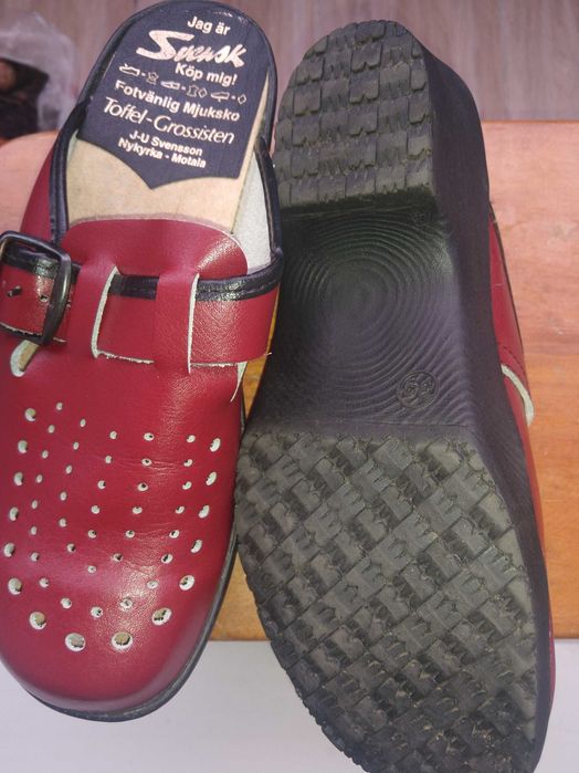 Buty  czerwone skóra