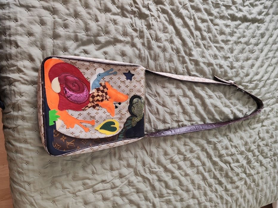 LV Conte de Fées vintage