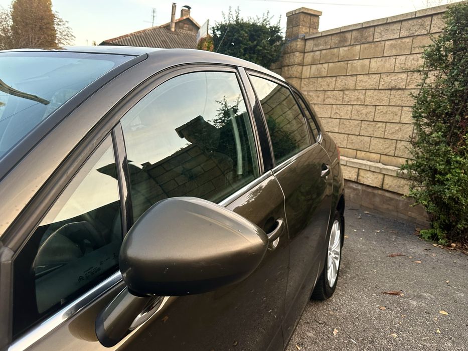 Citroen C4 Сітроен хетчбек  рестайлінг  Ситроен 1,6 дизель