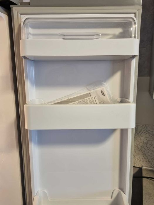 Холодильник Samsung side by side