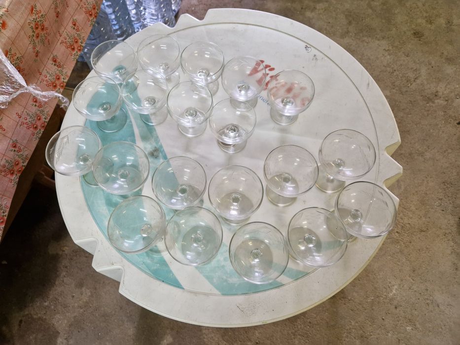 Copos  varios de vidro