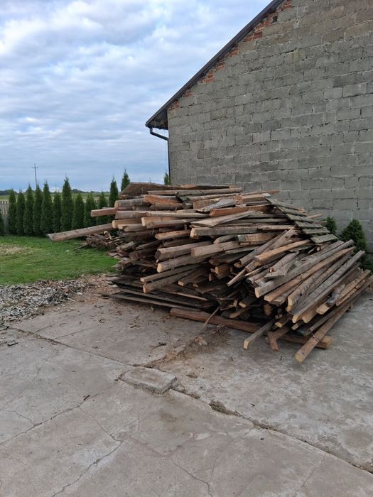 Drewno na opał suche z rozbiórki stodoły.