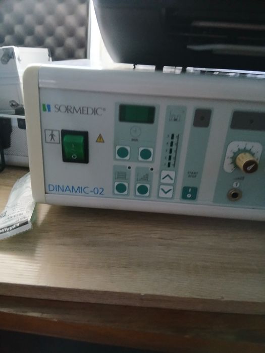 Aparelho deceletroestimulaçáo