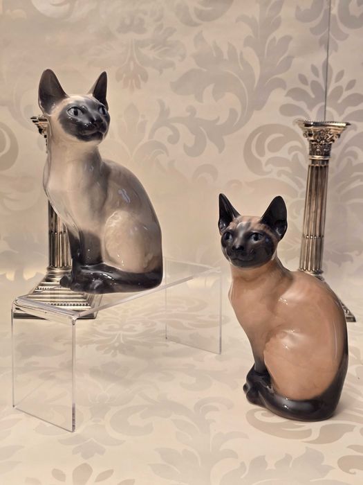 Porcelanowa figurka kot syjamski z manufaktury Royal Copenhagen