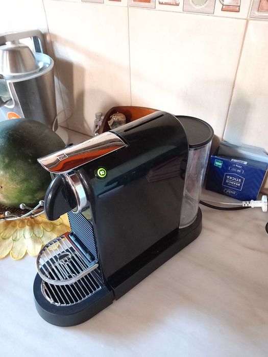 Nespresso CitiZ Limousine Black D113 Café