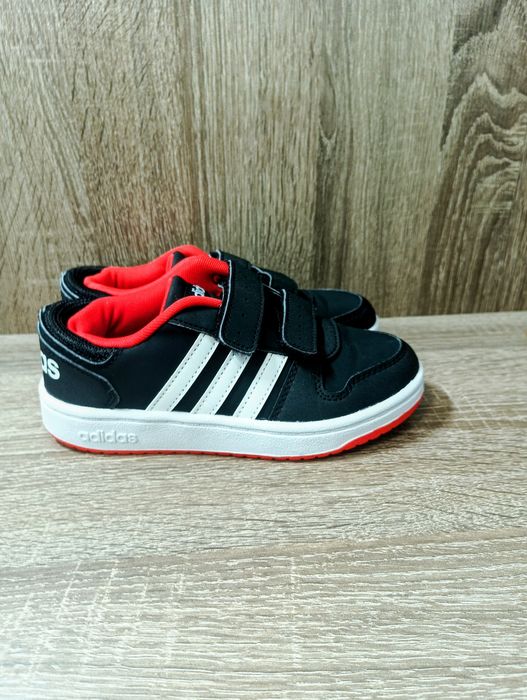 Дитячі кросівки Adidas Hoops 2.0, розмір 32, стан ідеальний