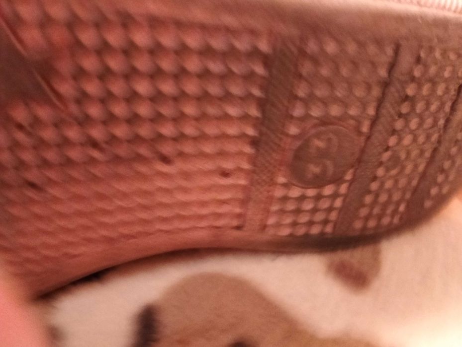 Trampki odkryte 33