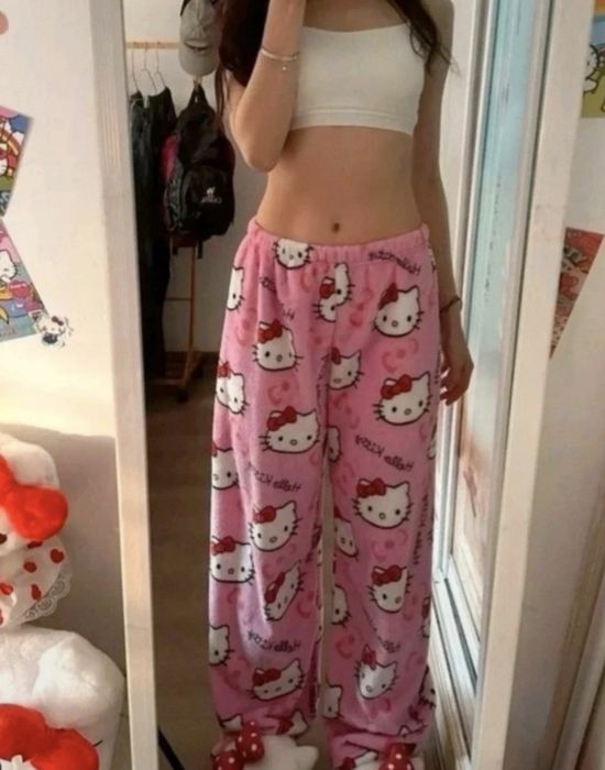 Nowe Pluszowe Spodnie Hello Kitty różowe Piżama OKAZJA