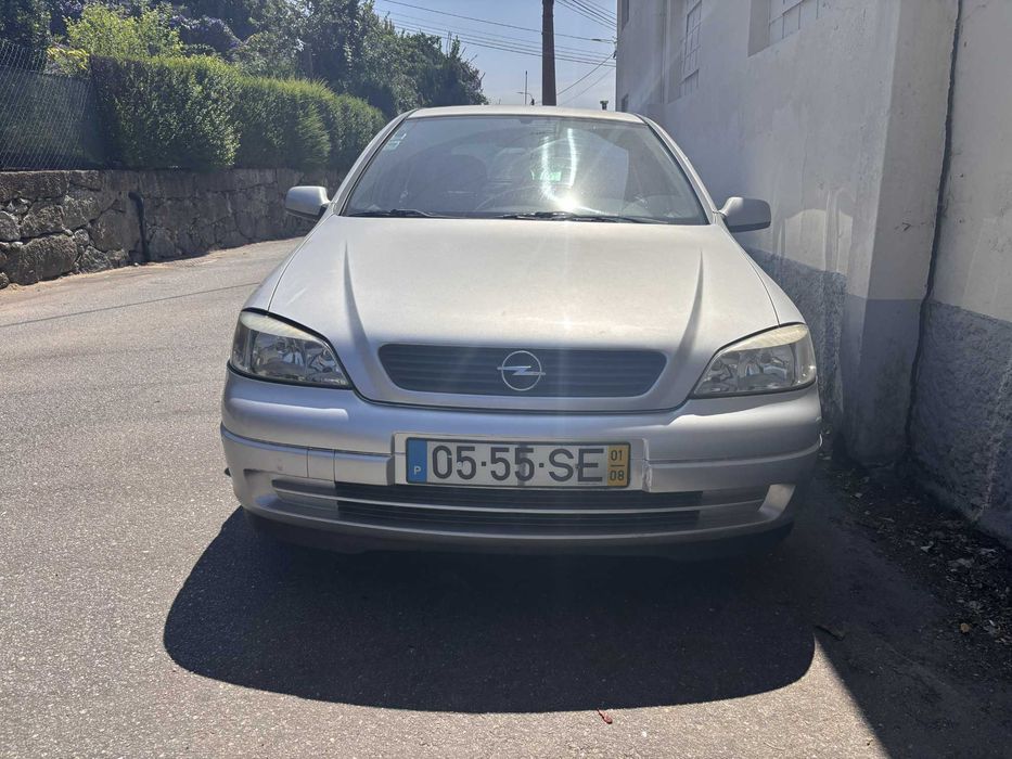 Opel Astra 1.4 16V Gasolina | 194.000 km | AC | Muito estimado