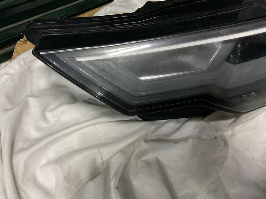 Farol Auidi A3 para venda