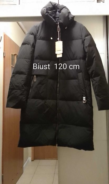 Zimowa kurtka damska  czarna płaszcz pasuje na L XL/XXL Nowa z kaptur